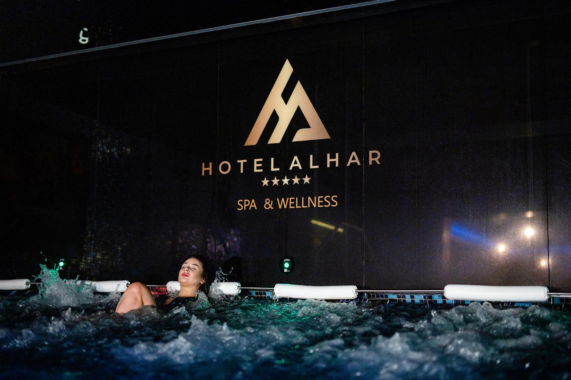 Hotel Alhar Lubliniec Exteriör bild